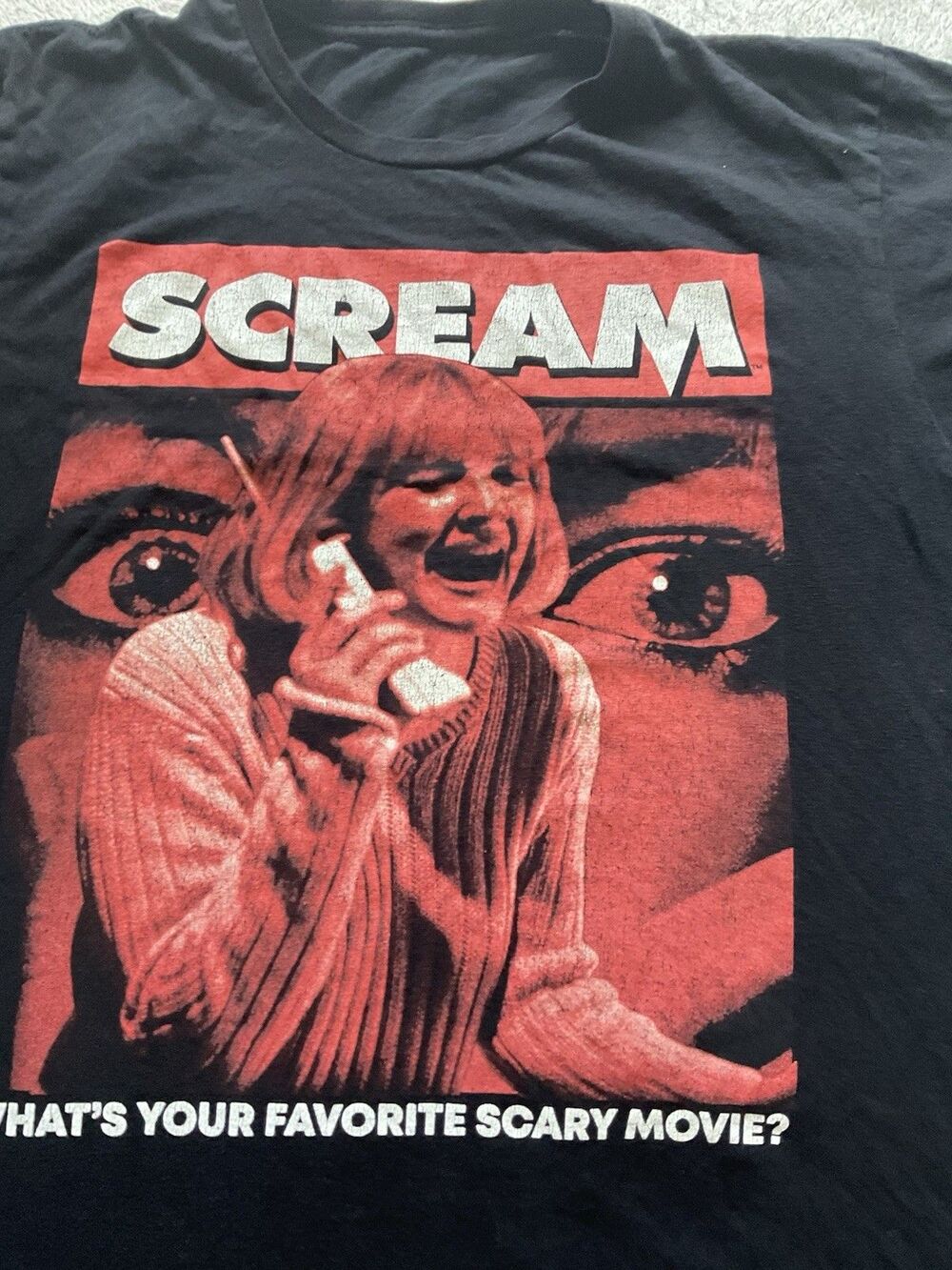Wes Craven's SCREAM Ghost Face Horror Movie T-Shirt- SIZE Medium Halloween
